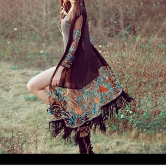 Bohemian Embroidered Duster - Picture 1 of 4
